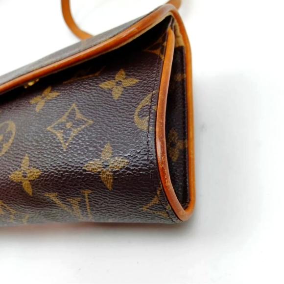 Louis Vuitton ✨️EUC Pochette Florentine Bumbag THE PERFECT BUMBAG - Picture 11 of 17